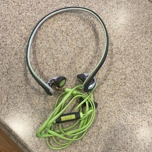 Sennheiser sports earbud